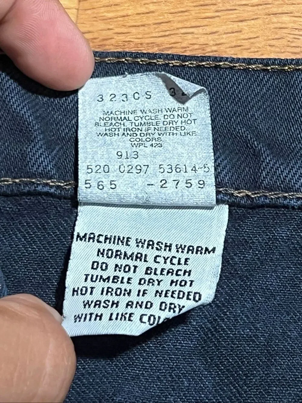 Vintage Levi’s 565 Loose Wide Leg USA Made Jeans 40x32